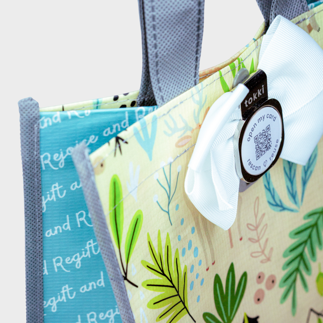 Wander | Medium | Reusable Gift Bag + QR Greeting Card