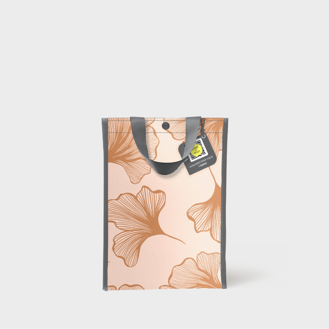 Gratitude Bundle | Reusable Gift Bag + QR Greeting Card | 8 Pieces