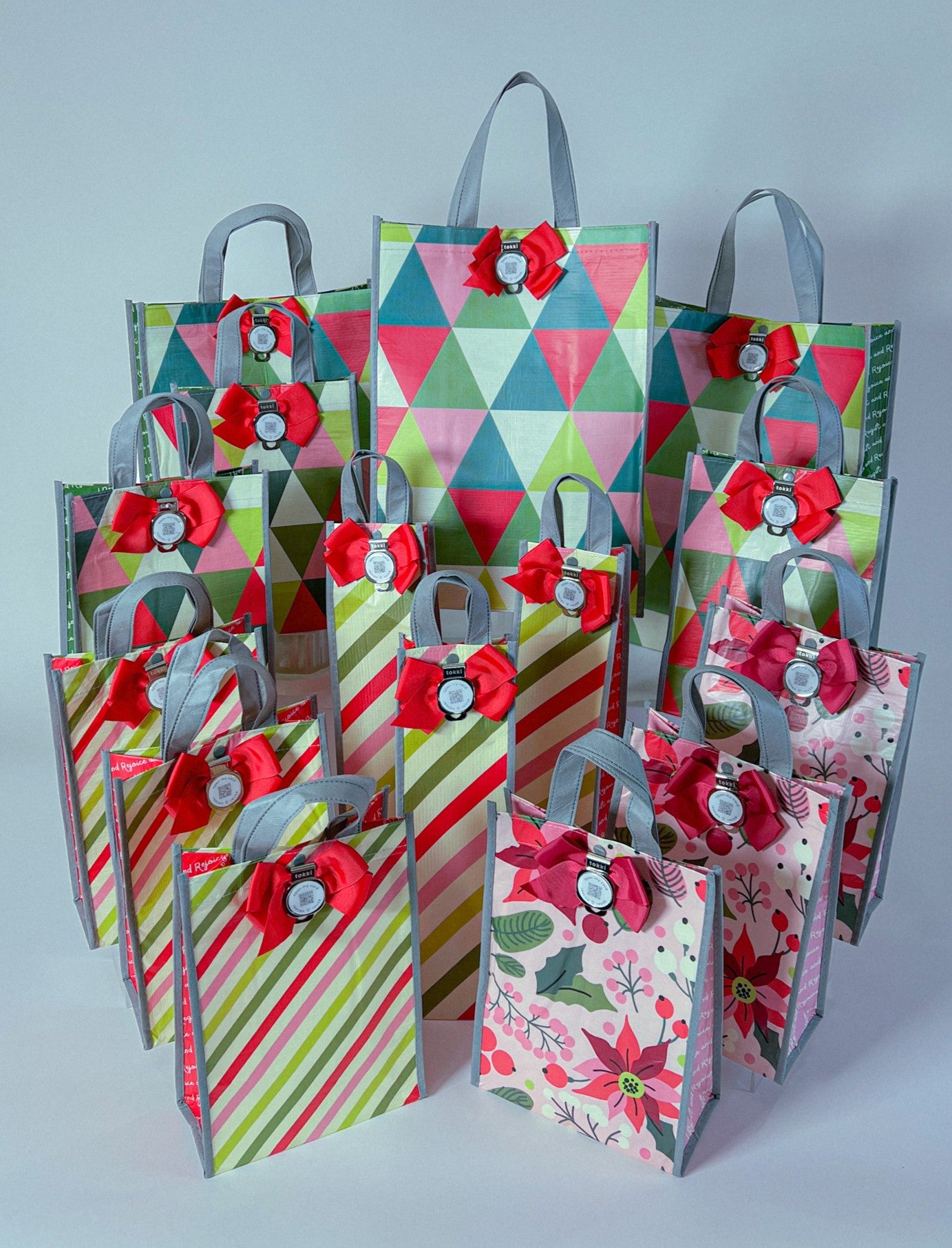 Everything Under the Tree - Spirit Collection | Reusable Gift Bag + QR Greeting Card Bundle | 15 Pieces