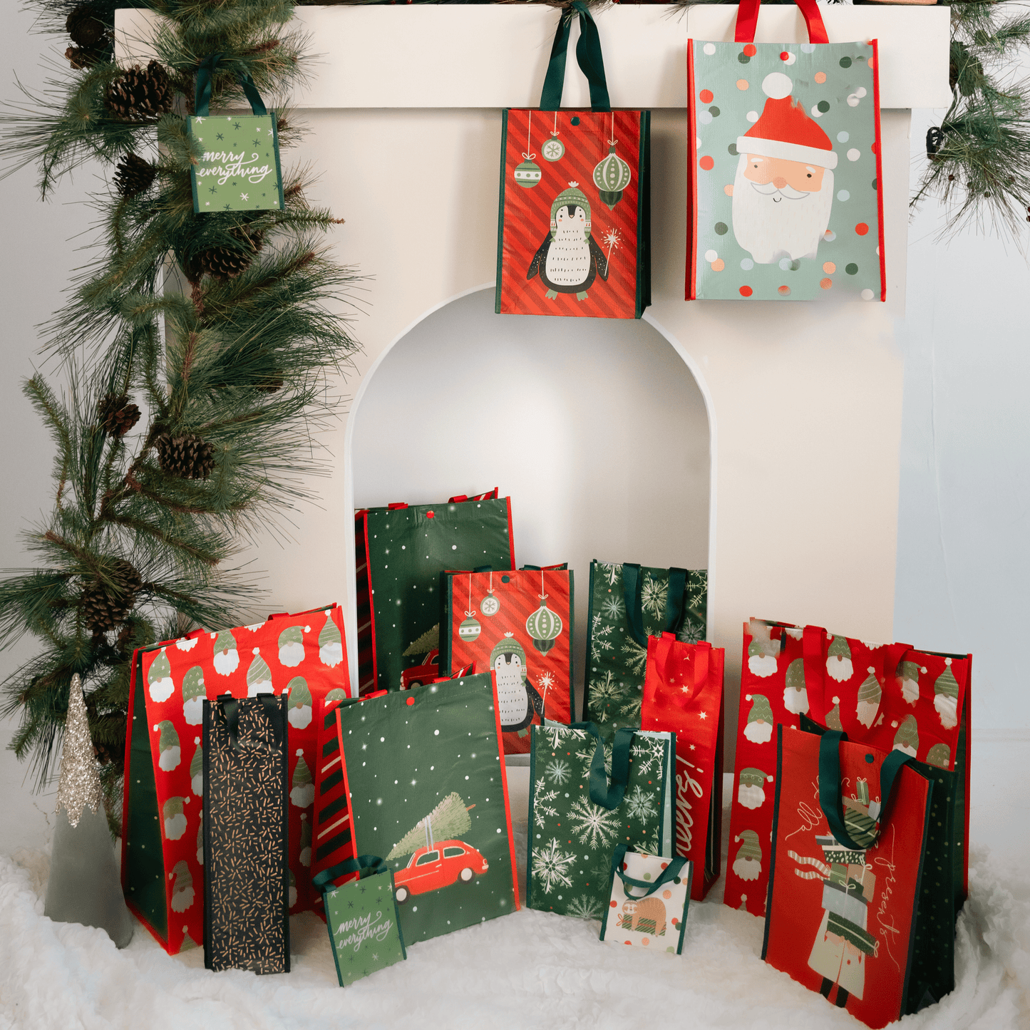 Holiday Penguin | Medium | Reusable Gift Bag + QR Greeting Card